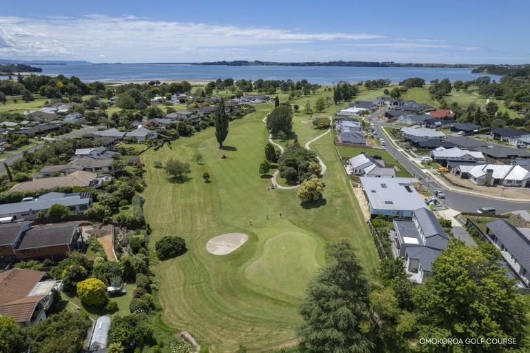 Photo of property in Waterview Estate, 53/4 Greystone Place, Omokoroa, 3114