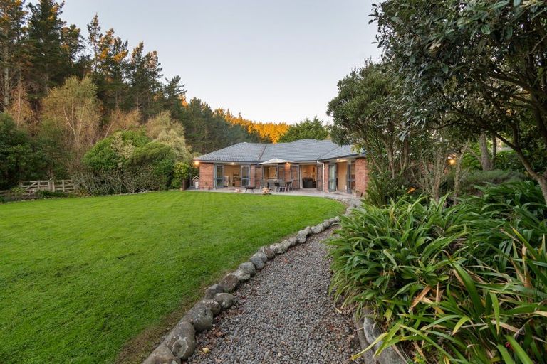 Photo of property in 39 County Heights Drive, Aokautere, Palmerston North, 4471