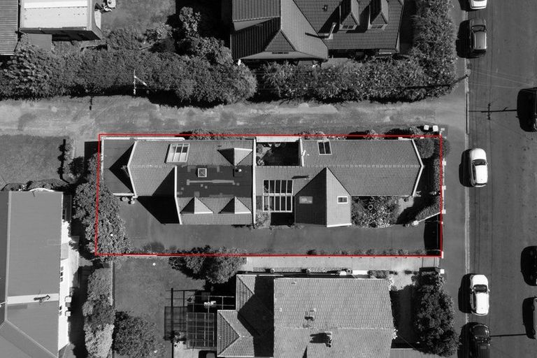 Photo of property in 28 Ings Avenue, Saint Clair, Dunedin, 9012