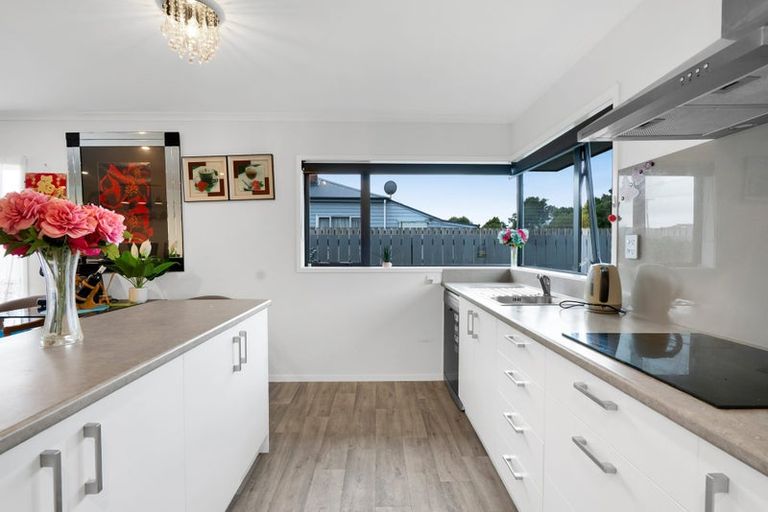 Photo of property in 22 Juliet Street, Stratford, 4332