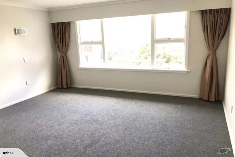 Photo of property in 52a Memorial Avenue, Ilam, Christchurch, 8053