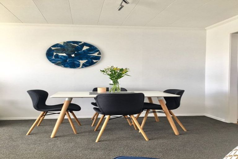 Photo of property in 92 Trafalgar Street, Waterloo, Lower Hutt, 5011