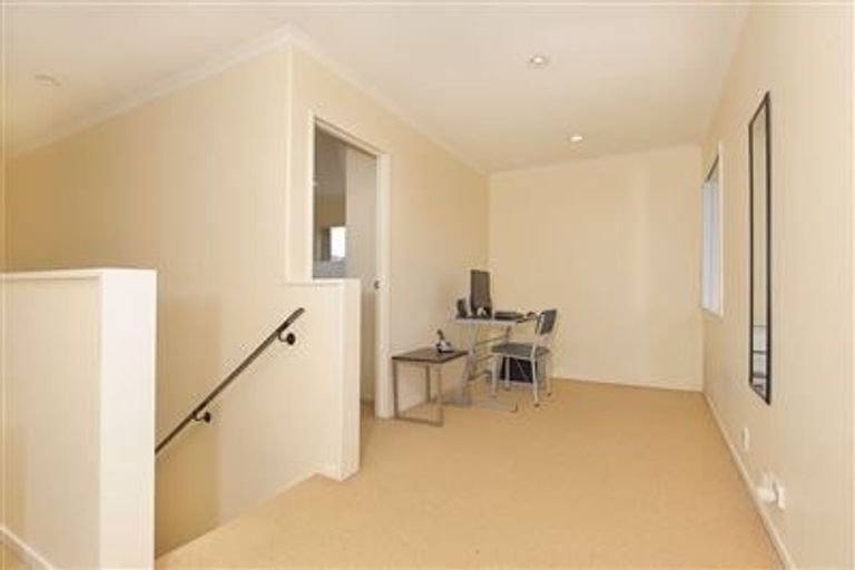 Photo of property in 19 Coachman Drive, Flat Bush, Auckland, 2016