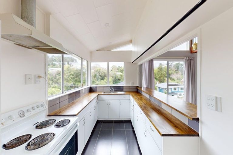 Photo of property in 20 Wilfred Street, Tawa, Wellington, 5028