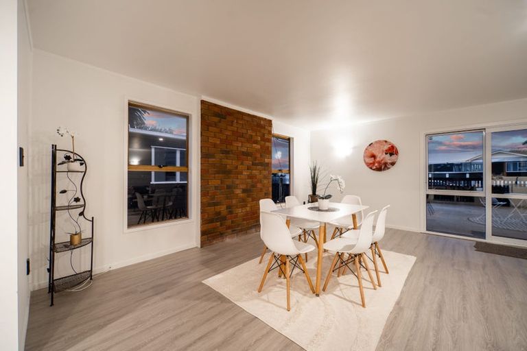 Photo of property in 40 Mckinstry Avenue, Mangere East, Auckland, 2024