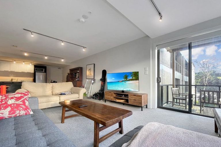 Photo of property in Detroit Apartments, 204/181u Tasman Street, Mount Cook, Wellington, 6021