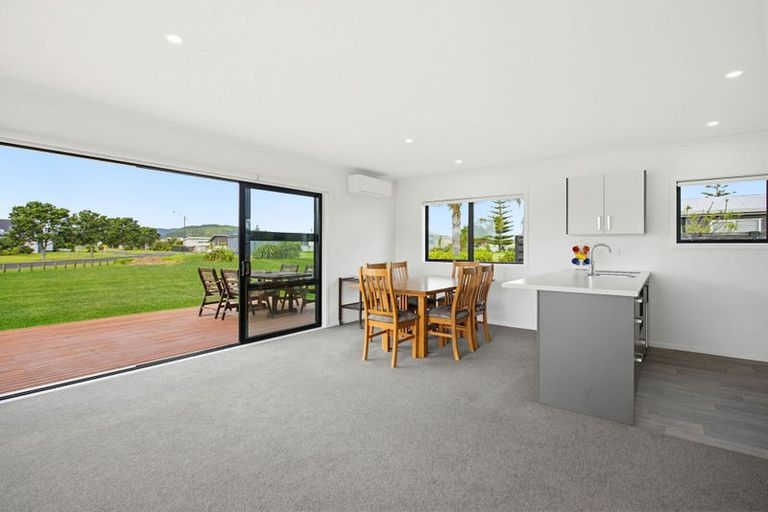 Photo of property in 101 Kelly Jade Avenue, Matarangi, Whitianga, 3592