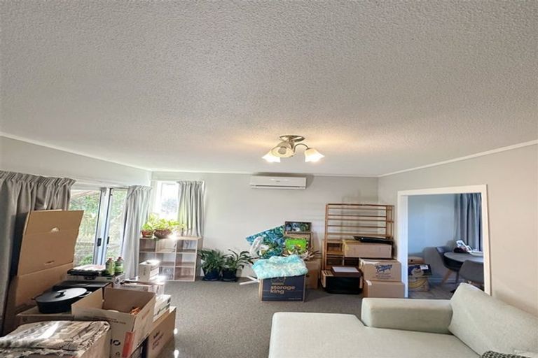 Photo of property in 104 Glendale Road, Glen Eden, Auckland, 0602