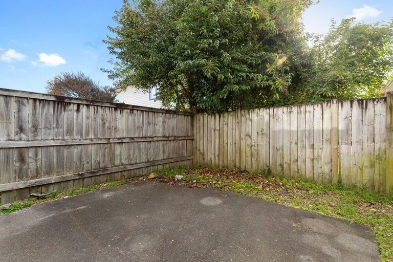 Photo of property in 9f Denver Place, Hamilton East, Hamilton, 3216