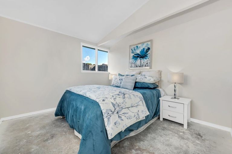 Photo of property in 21 Oreti Place, Clover Park, Auckland, 2019