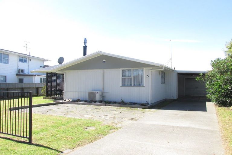 Photo of property in 5 Kitchener Street, Wairoa, 4108