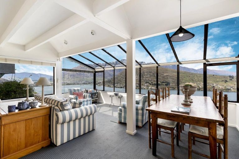 Photo of property in 127 Goldfield Heights, Queenstown, 9300
