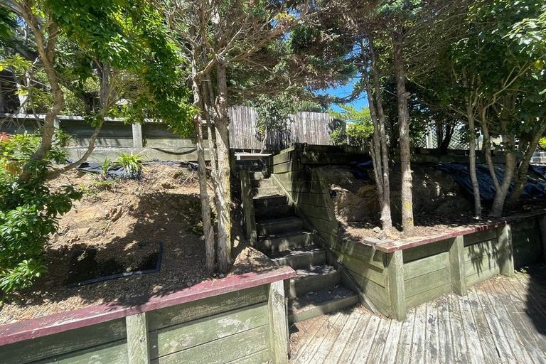 Photo of property in 146 Mark Avenue, Grenada Village, Wellington, 6037