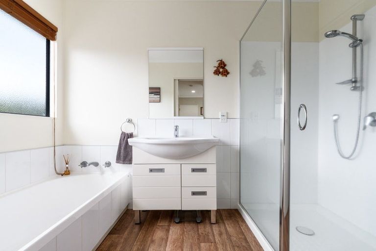 Photo of property in 48a Pine Avenue, Otumoetai, Tauranga, 3110