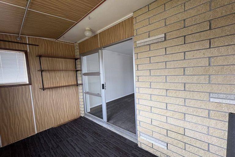 Photo of property in 2/122 William Street, Petone, Lower Hutt, 5012