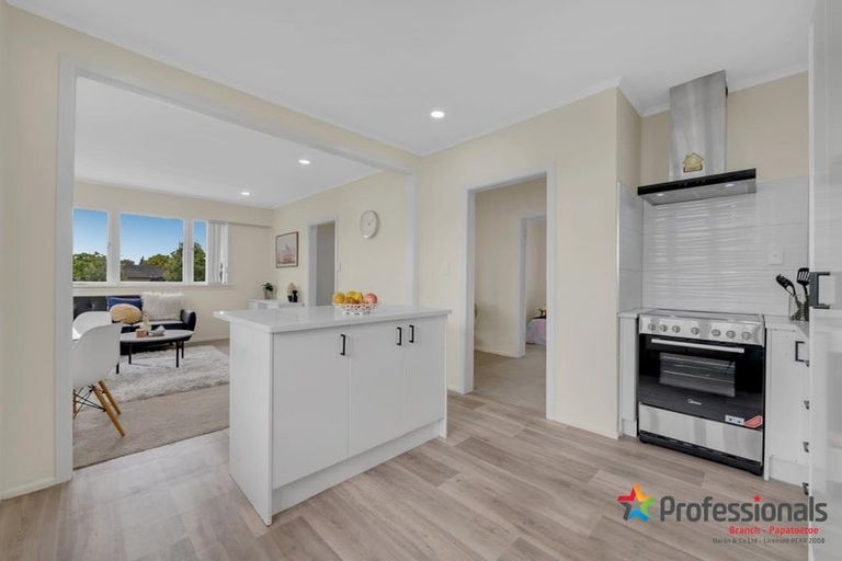 Photo of property in 18b Alexander Street, Papakura, 2110