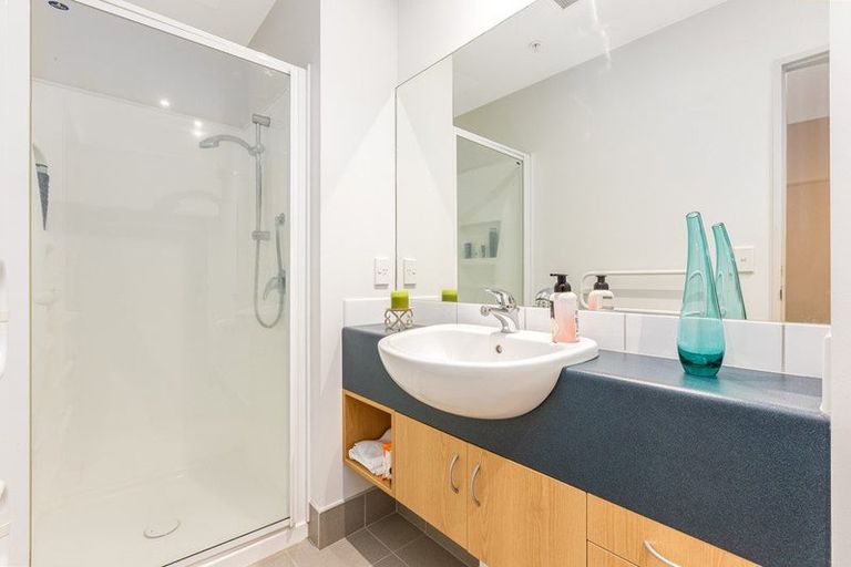 Photo of property in Kate Sheppard Apartments, 6e/42 Molesworth Street, Thorndon, Wellington, 6011