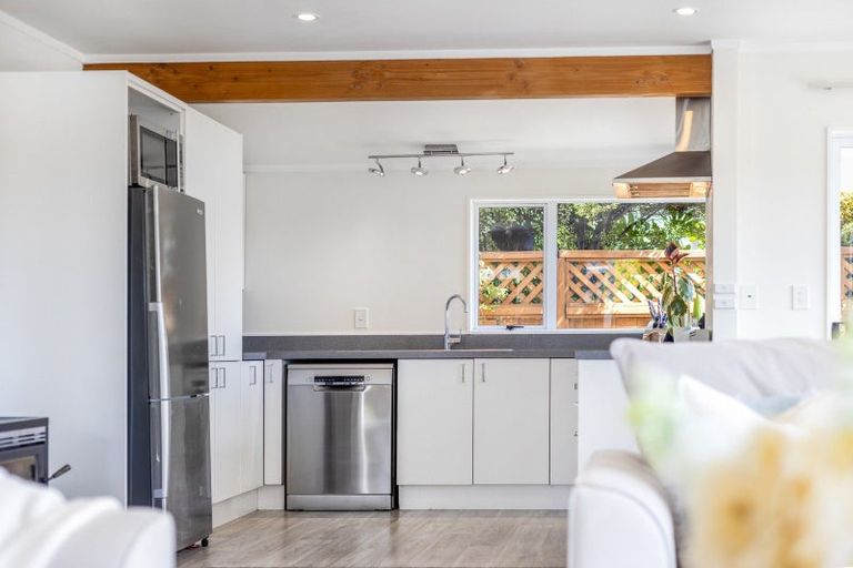 Photo of property in 33 Spyglass Lane, Whitby, Porirua, 5024