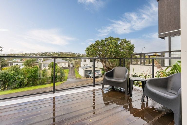 Photo of property in 49 Bassett Road, Johnsonville, Wellington, 6037