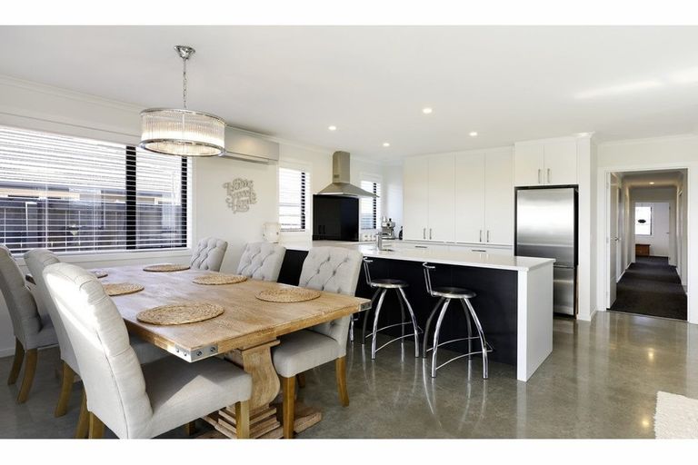 Photo of property in 76 Malone Crescent, Richmond, 7020