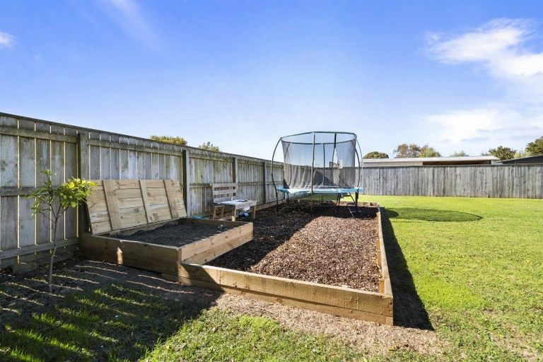 Photo of property in 23 Phillips Street, Sanson, 4817