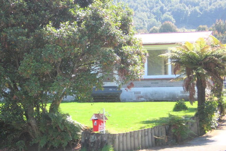 Photo of property in 13 Garrick Place, Pukehangi, Rotorua, 3015
