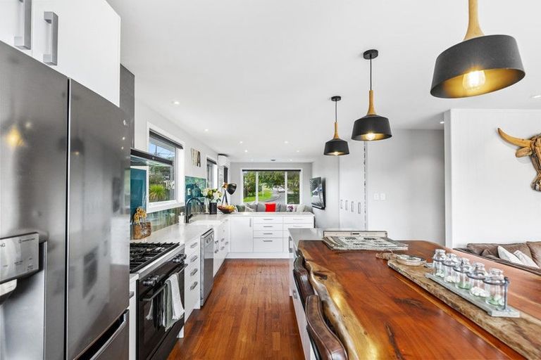 Photo of property in 5 Tainui Street, Torbay, Auckland, 0630