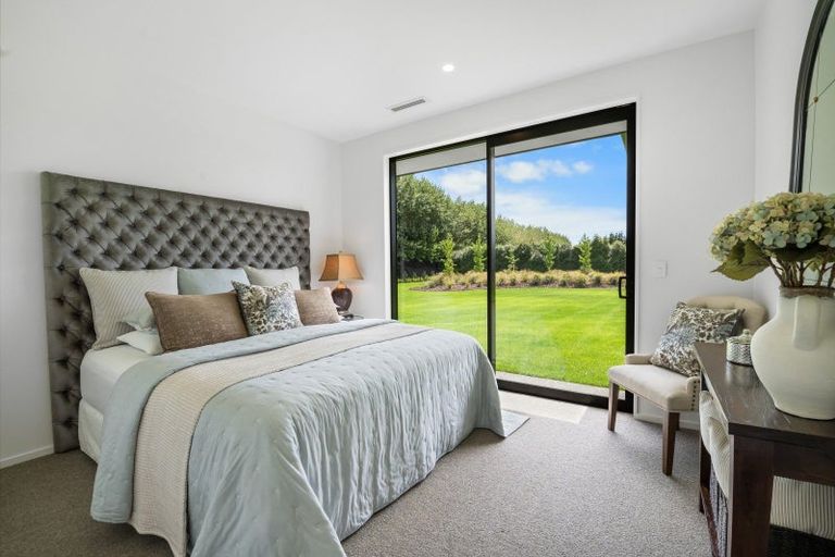 Photo of property in 21 Classiebawn Lane, Prebbleton, 7676