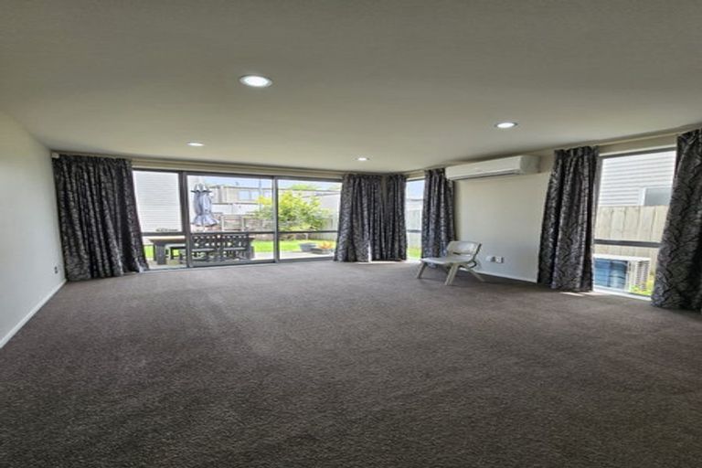 Photo of property in 4 Mcginty Street, Takanini, 2112