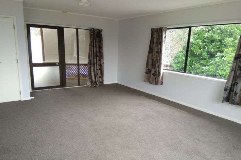 Photo of property in 103b Woodglen Road, Glen Eden, Auckland, 0602