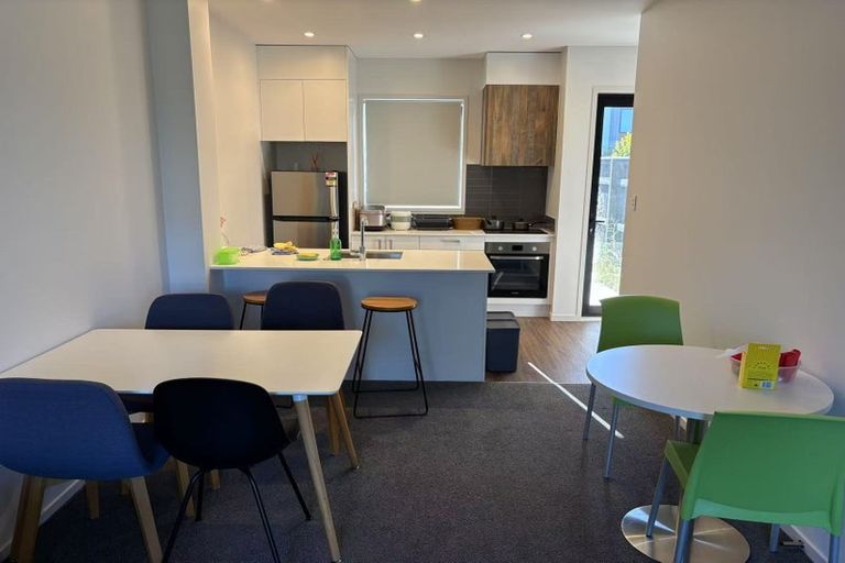Photo of property in 80 Glidepath Road, Hobsonville, Auckland, 0616