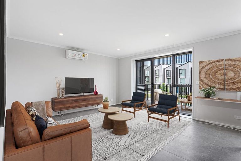 Photo of property in 3/33 Nugget Avenue, Hobsonville, Auckland, 0616