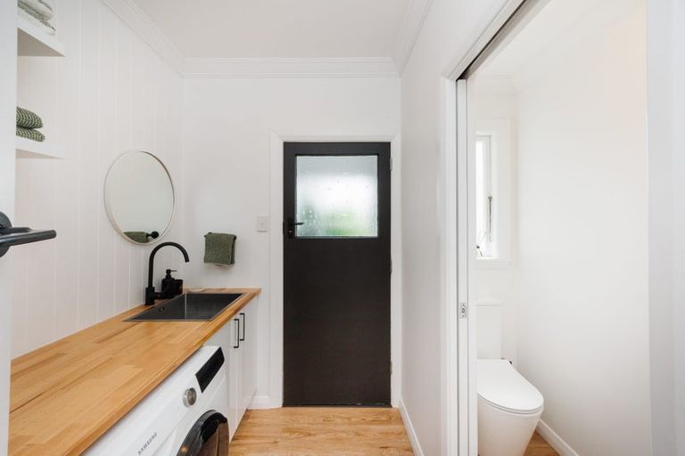 Photo of property in 9 Milton Street, Roslyn, Palmerston North, 4414