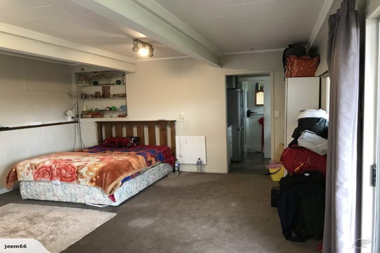 Photo of property in 26 Saffron Street, Birkdale, Auckland, 0626