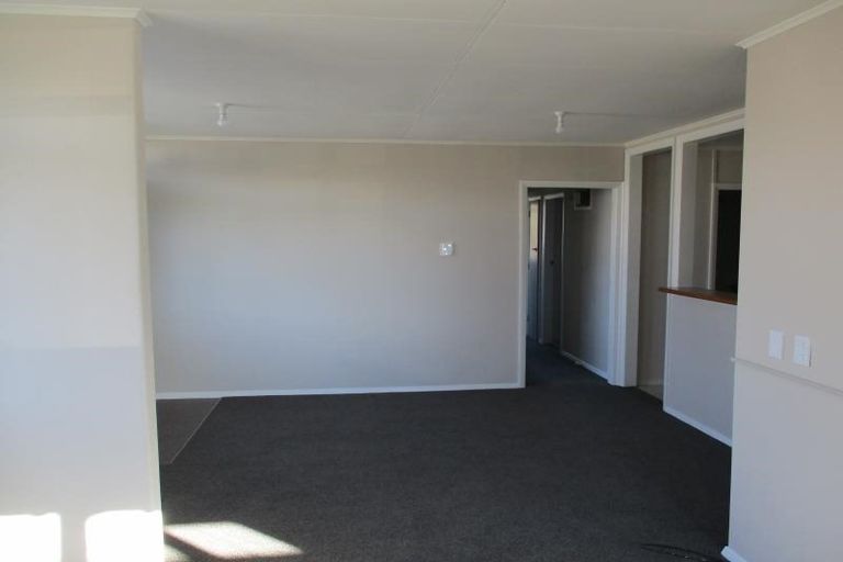 Photo of property in 22 Temuera Street, Otaki, 5512