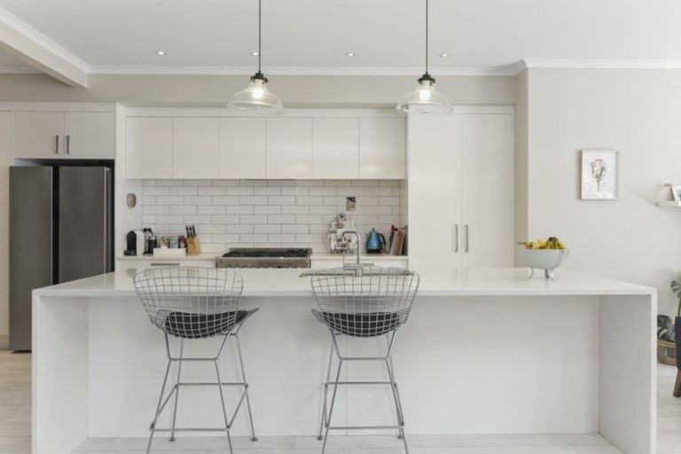 Photo of property in 2 Kotuku Lane, Hobsonville, Auckland, 0616