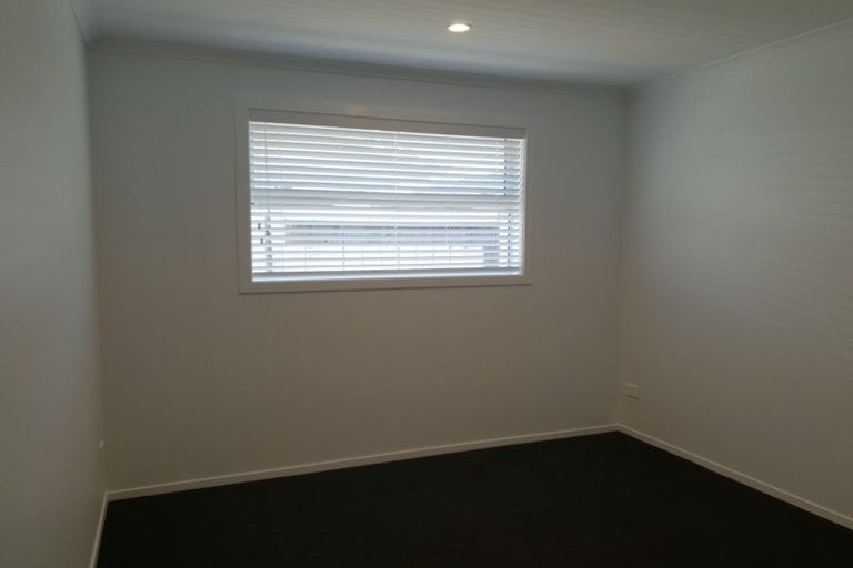 Photo of property in 10 Bill Miller Drive, Papamoa, 3118