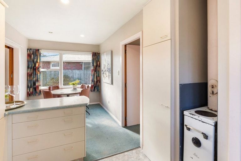 Photo of property in 120 Grimseys Road, Redwood, Christchurch, 8051