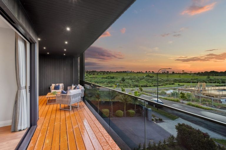 Photo of property in 4 Hapukupuku Avenue, Beachlands, Auckland, 2018
