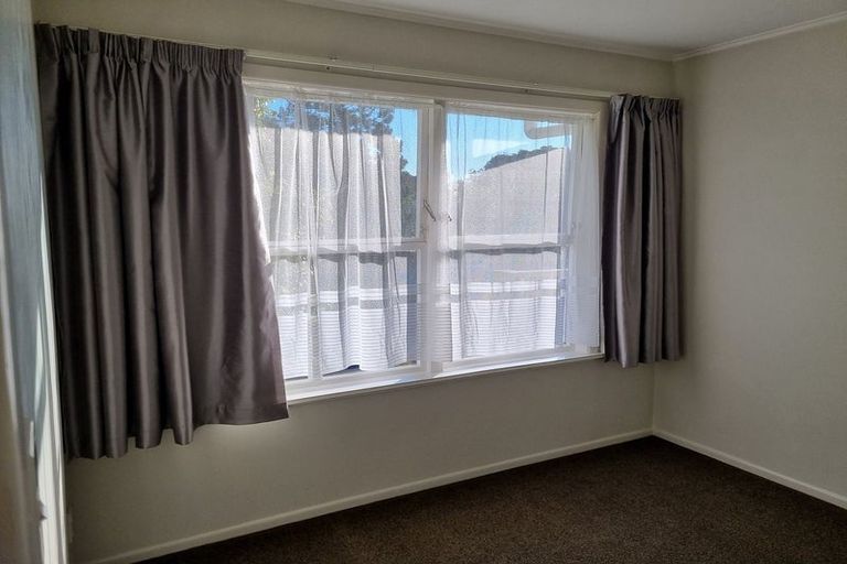 Photo of property in 12 Walpole Avenue, Hillpark, Auckland, 2102