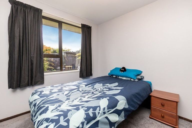 Photo of property in 16 Veitches Road, Casebrook, Christchurch, 8051