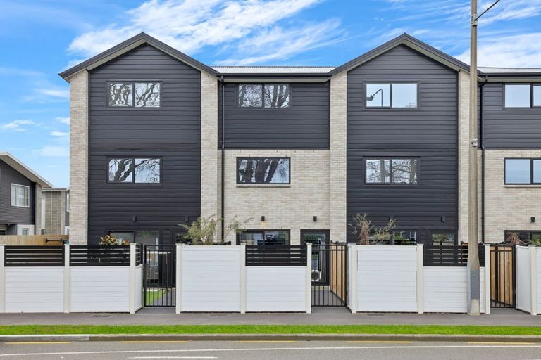 Photo of property in 3/2 Taramea Place, Addington, Christchurch, 8024