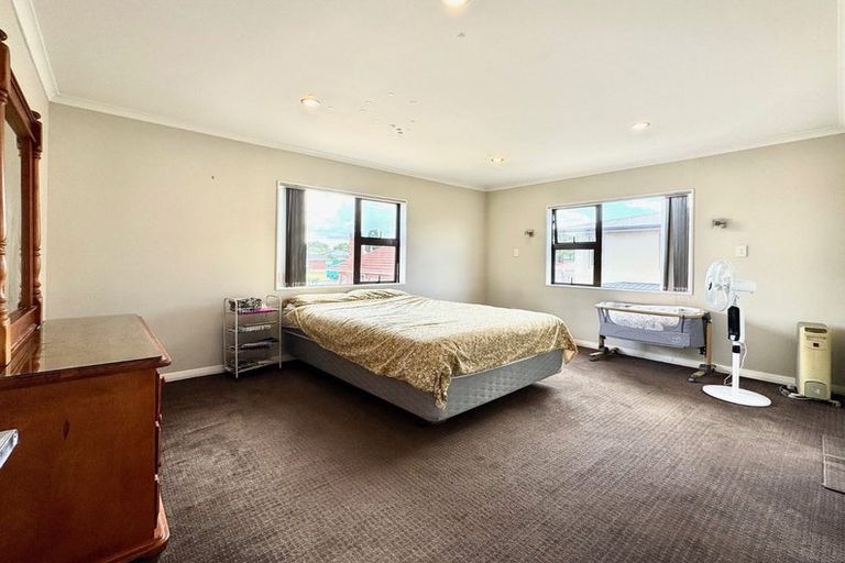 Photo of property in 77 Carruth Road, Papatoetoe, Auckland, 2025