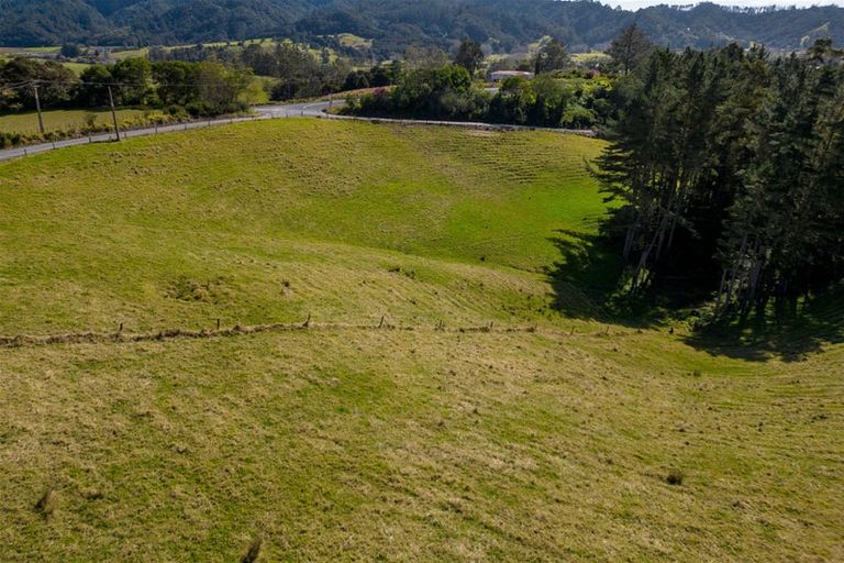 Photo of property in 42 Tirohanga Road, Kawakawa, 0282