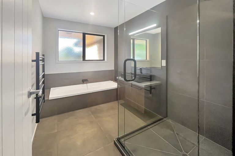 Photo of property in 5 Waikaraka Road, Tamaterau, Whangarei, 0174