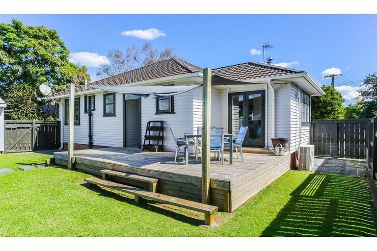 Photo of property in 1/90 Kelvin Road, Papakura, 2110