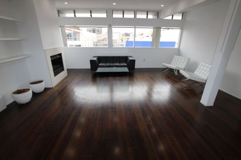 Photo of property in 15a Edinburgh Street, Tuakau, 2121