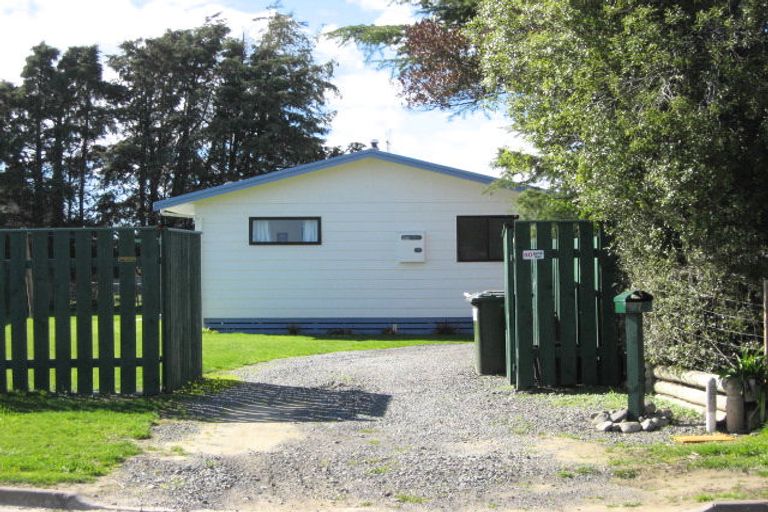 Photo of property in 7 Latham Stubbs Crescent, Waipawa, 4210