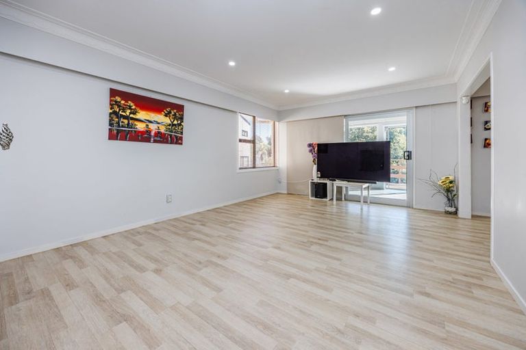 Photo of property in 14 Angelo Avenue, Howick, Auckland, 2014
