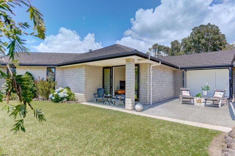 Photo of property in 24 Urutawa Drive, Kerikeri, 0230